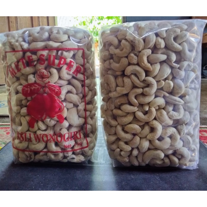

KACANG MEDE MENTAH GRADE A ASLI WONOGIRI UKURAN 1 KG