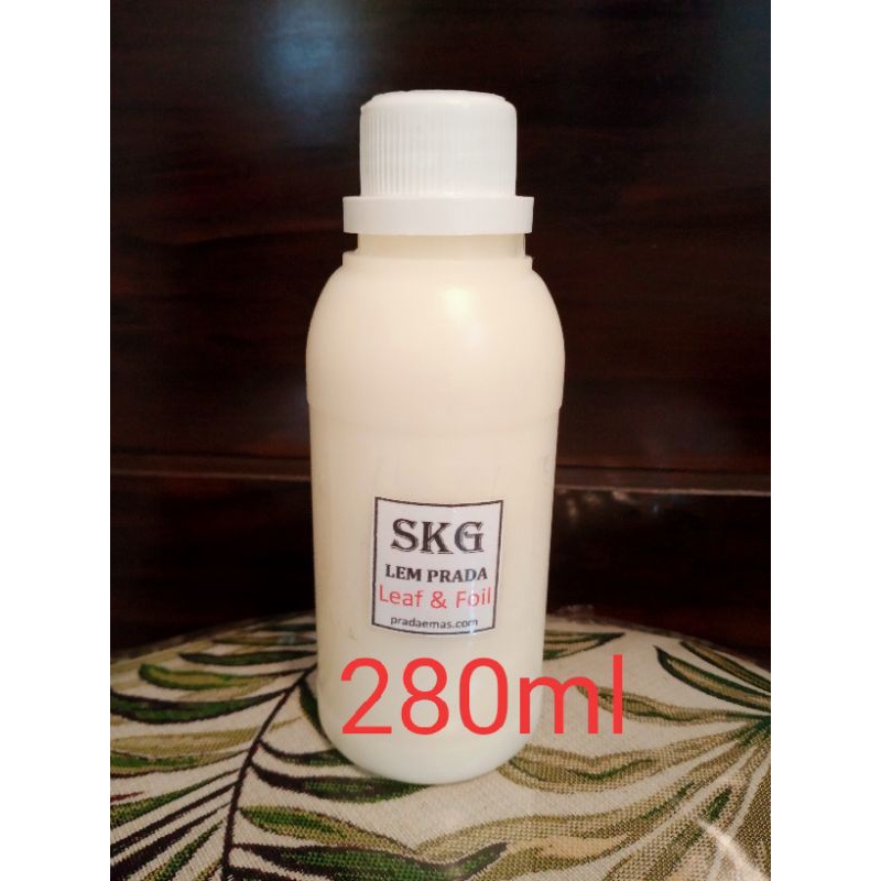 

Lem Prada SKG Gold Leaf 110ml & 280ml Anti Koyak