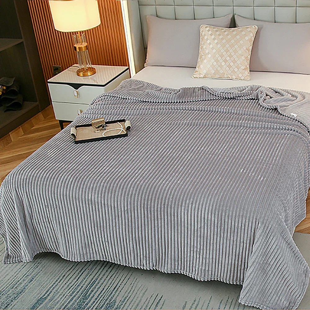 Children's Blanket Air-conditioning Blanket Coral Fleece Blanket Flannel Blanket Positive Nap Blanke