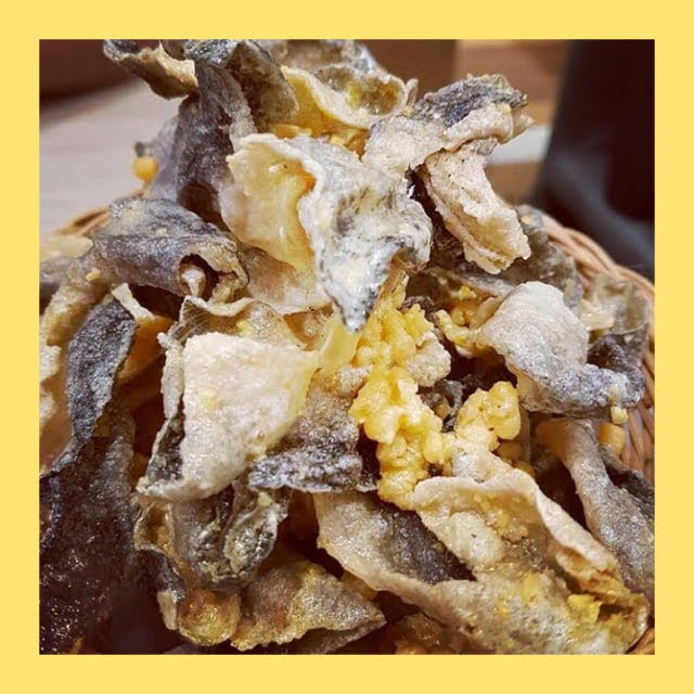 

Kulit Ikan Salmon Asli Bali 1kg Asin Camilan Crispy Snacks