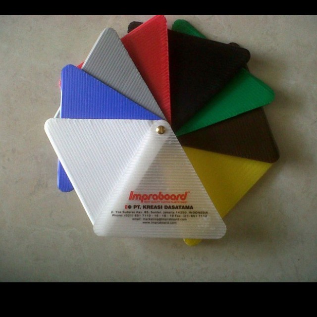 

(BestSeller) karton plastik/ pp board /impraboard 5 mm 50x75cm