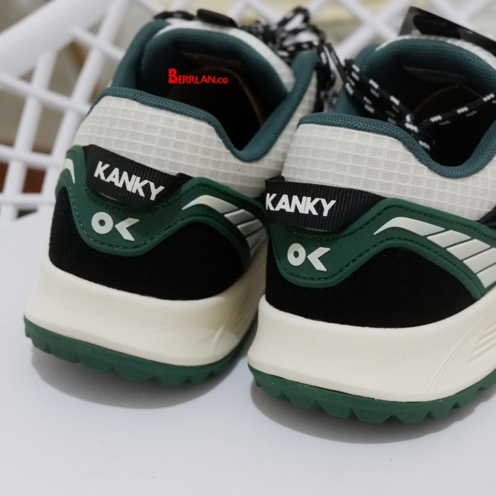 Sepatu Kanky Kitadake Black Forest Sportstyle