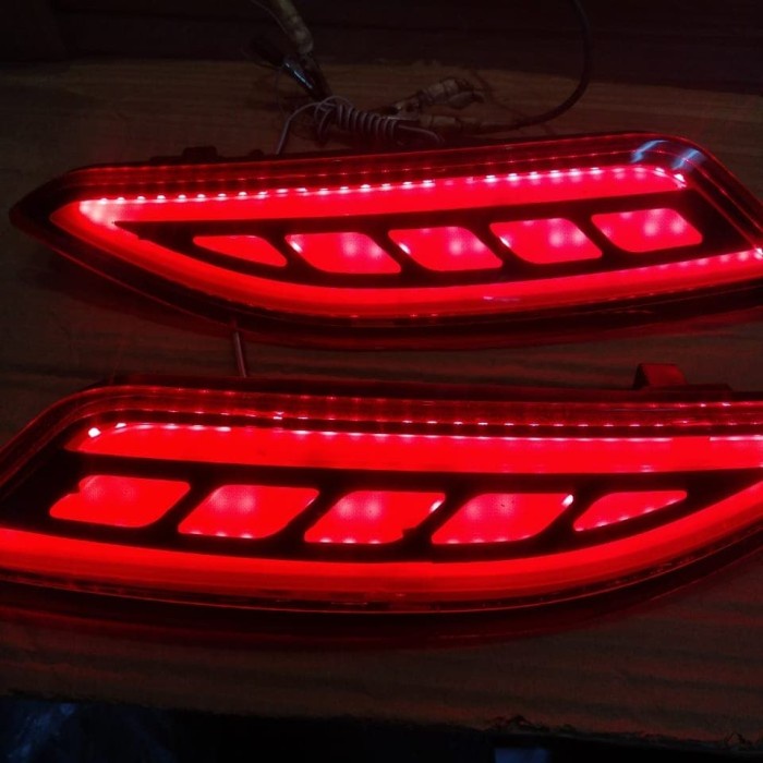 Lampu bumper belakang Mobil Honda HRV