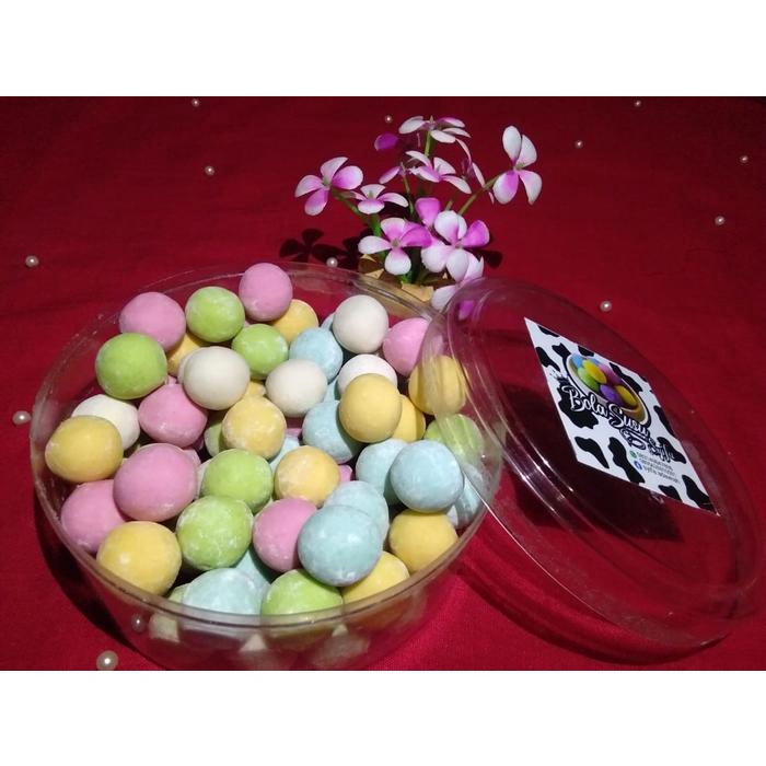

Bola Susu Asli isi 100 Butir Home made Food Cookies Snacks Makanan Kering Cemilan Manis Toples