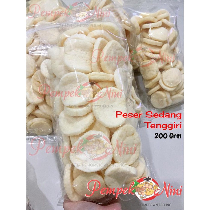 

Kerupuk/Kemplang Kancing/Peser Sedang ikan Tenggiri asli Palembang