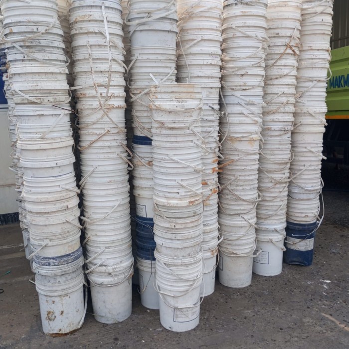 PREMIUM ember bekas cat/ember plastik/pot tanaman/tempat sampah/tong air