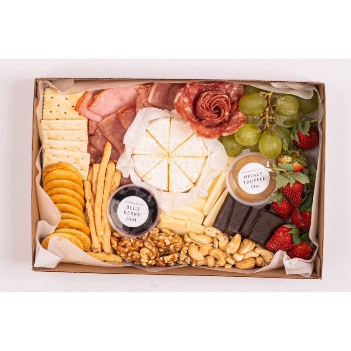 

Sale Terbatas Medium Size Charcuterie Board Aman