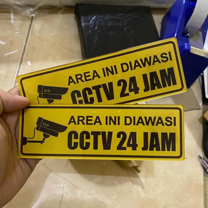 

FREE ONGKIR akrilik / stiker area ini diawasi cctv 24 jam