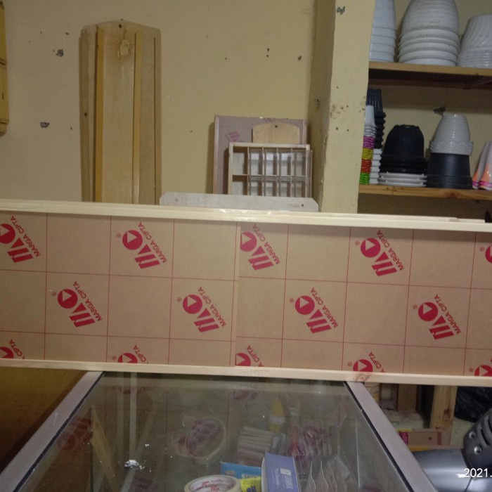 

TERJAMIN Rak Hotwheel isi 50 slot model landsacape dengan tutup akrilik