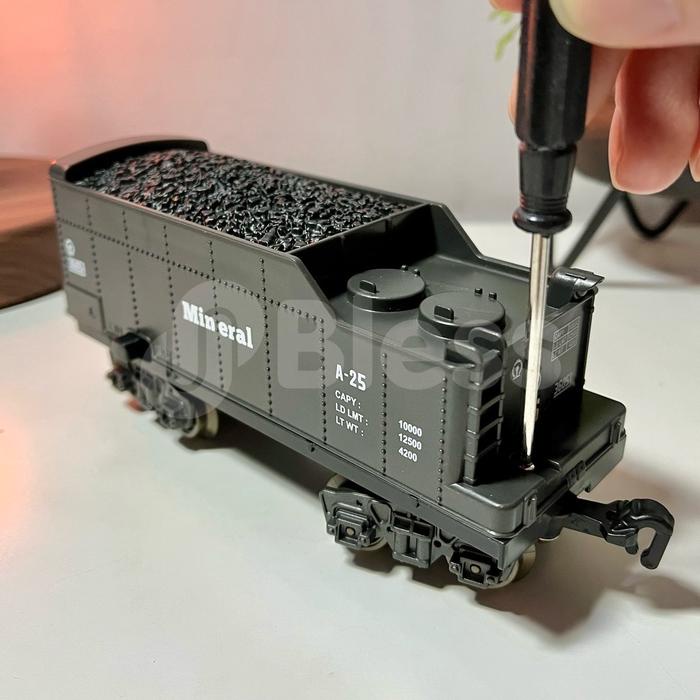 

TERMURAH (TERDAPAT LAMPU, SUARA, & UAP AIR) Mainan Kereta Elektrik Retro / Kereta klasik terdapat