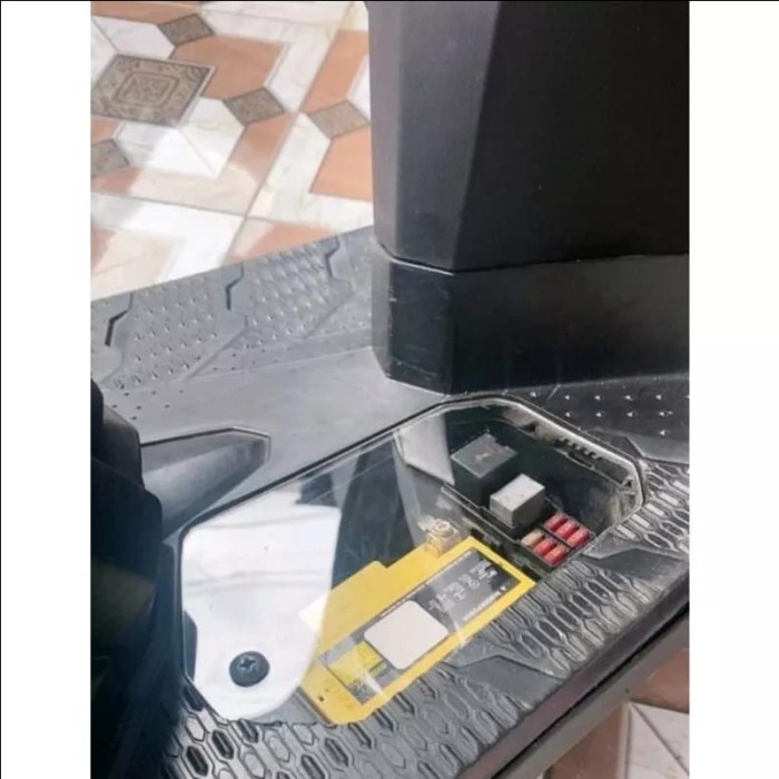 

MURAH Cover Tutup Aki Vario 125/150 Bahan Akrilik Bening Transparan