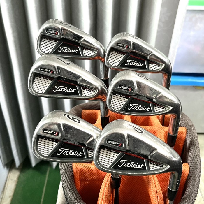 Stick Golf Iron Set Titleist AP1 710