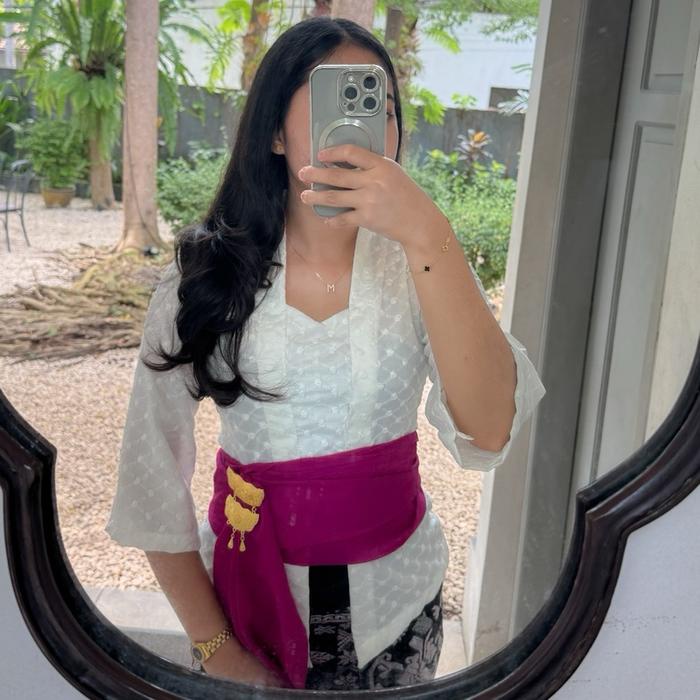 Kebaya Lonceng Kebaya Putih Katun Kebaya Bali Tradisional Wanita Kece Ready