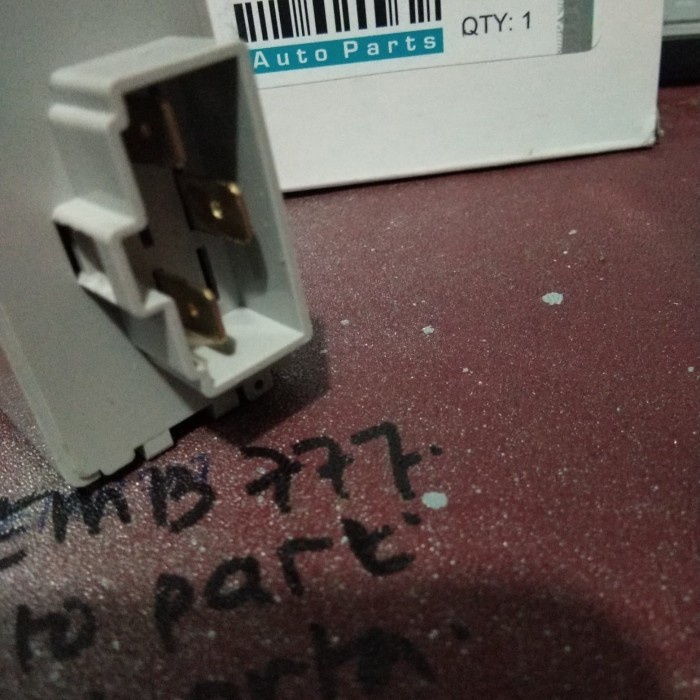 Flasher&Relay Isuzu Elf Nkr66/Nkr71 /3Pin 24V 8-97086-508-1 Kode 004