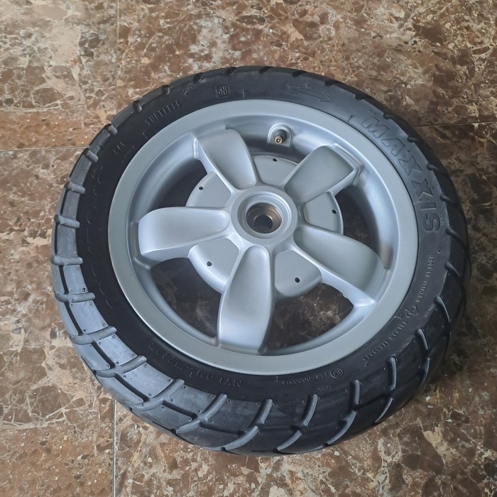 velg racing vespa LX 150 S 125 PNP spint primavera original copotan