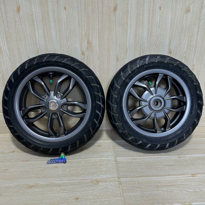 Rims Velg Ori Original Vespa LX / S Facelift Iget Ring 10-11 Piaggio