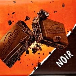 

A Ovomaltine Chocolate Crunchy Noir