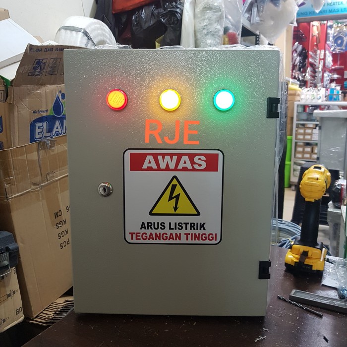 panel 3 phase komplit box ukuran 30x40cm indoor