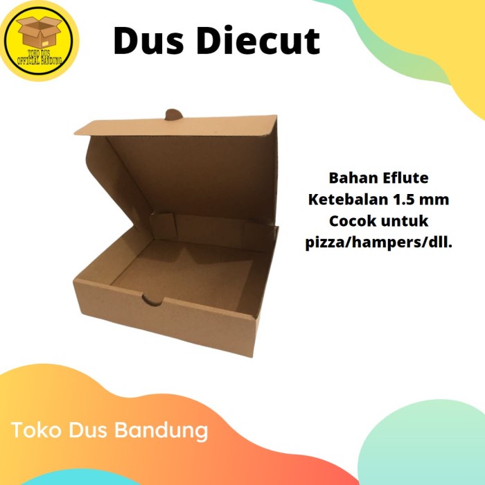

party- Dus Pizza Uk. 24,5 x 24,5 x 4 cm Dus Kaos/Dus Jaket/Dus Switer