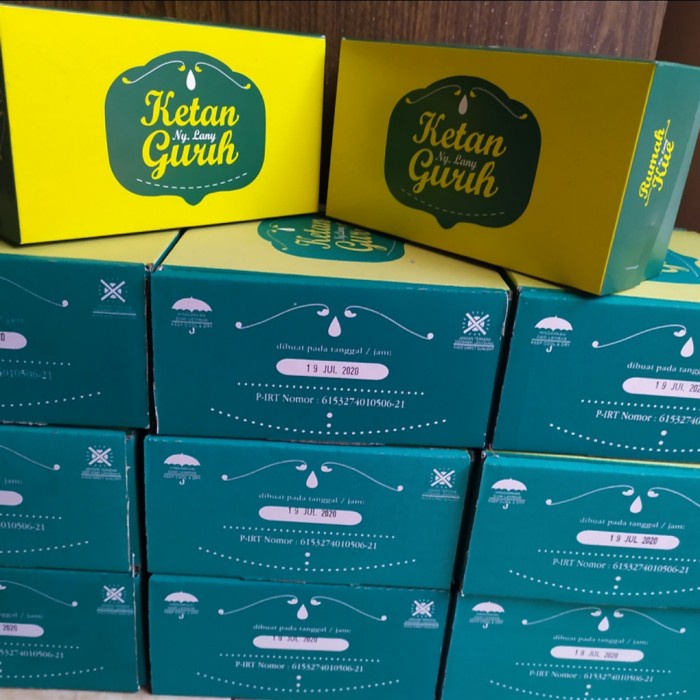 

Lezat- Ketan Gurih Ny Lanny isi - 5 pcs / 1 box isi - 5 pcs Khas Cirebon