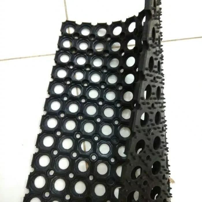 PREMIUM Keset Karpet Karet Hitam Bolong-Bolong Anti Slip Keset Kamar Mandi