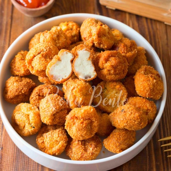 

Lezat- Chicken Nugget Balls 1/2KG Roku Bento BDG Homemade Frozen 500Gr