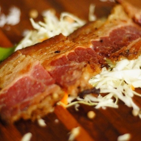 

Lezat- BEEF BACON - WHOLE Pack 1kg - Unsliced Daging Sapi Asap HALAL