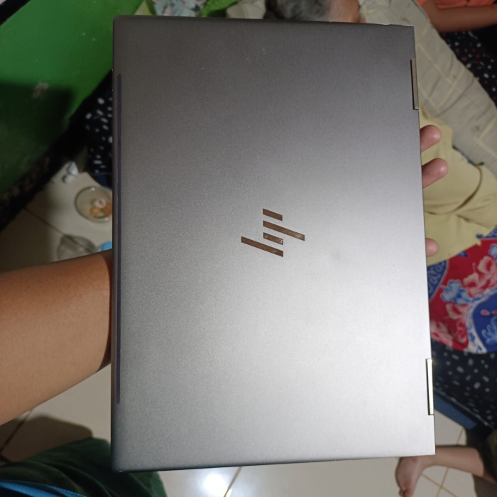 laptop HP spectre x360 bekas second *