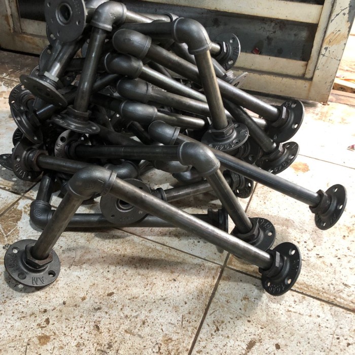 PIPA BESI BRACKET INDUSTRIAL / BRACKET BESI UNTUK RAK HAMBALAN