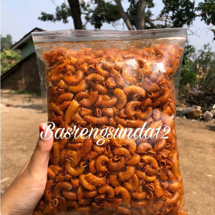 

IA502 Makaroni Bantet Kriuk 500 Gram Bumbu Medok Pedas Daun Jeruk/Pedas Asin/Original Cemilan Food