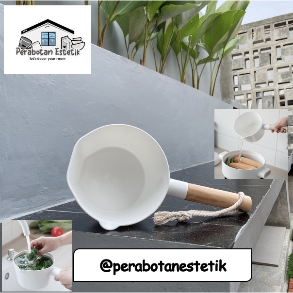 ROYzC- Gayung Putih Wooden / Gayung Putih Kayu / Gayung Putih Gagang Kayu