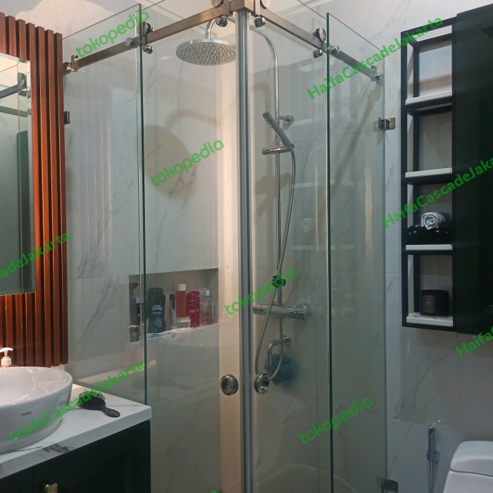 kaca tempered kamar mandi