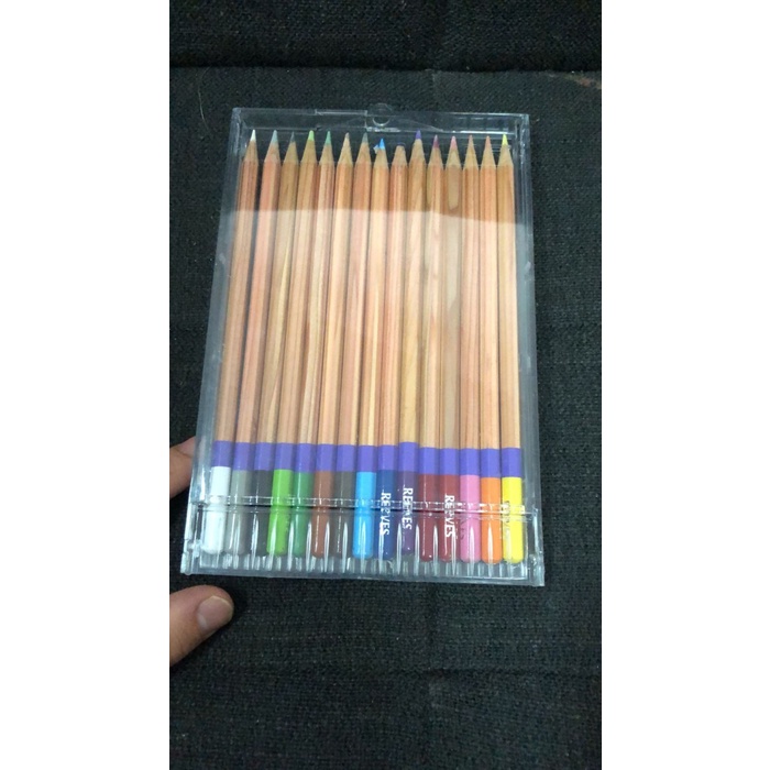 

] pensil warna 15 warna sisa export inggris england kemasan hard plastic