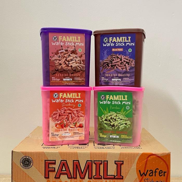 

Kuliner.Kita Astor Wafer Famili Mini Stik 1 Dus Isi 6 Toples All Varian