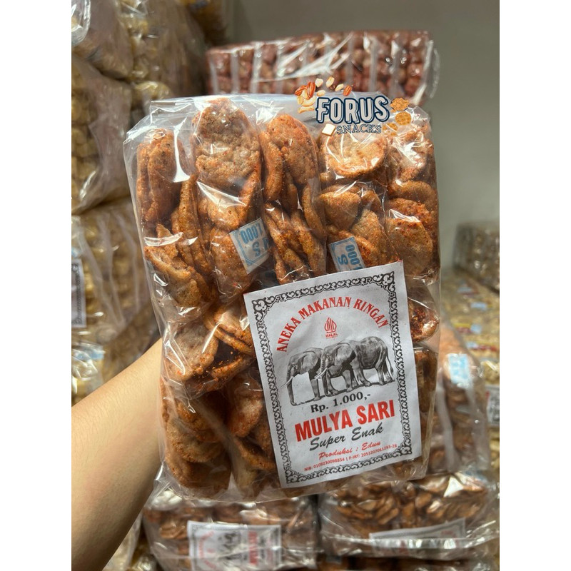 

KERUPUK JENGKOL Cabe Merah PEDAS SPESIAL Cap MULYASARI 1 Pak isi 12 PCS