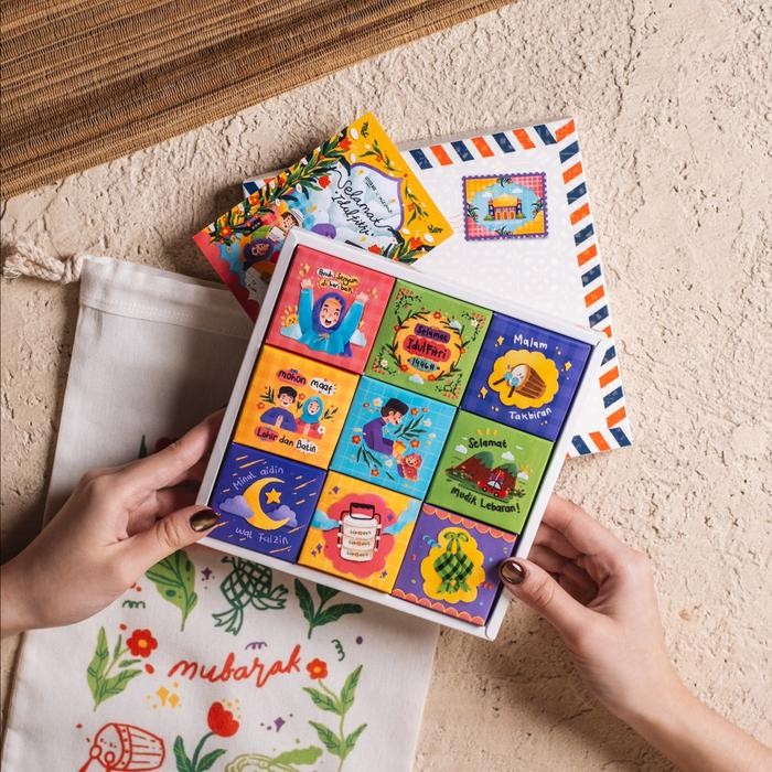 

Kirim,HariYgSama- Hampers Lebaran Coklat Box 9 pcs - Letter Box - Ramadan Edition