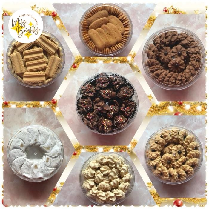

Kirim,HariYgSama- Kue lebaran /Kue idul fitri / parcel lebaran /kue kering hari raya