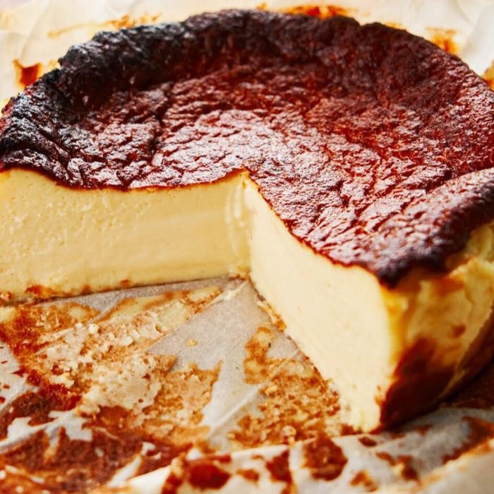 

Kirim,HariYgSama- Basque burn cheesecake cake