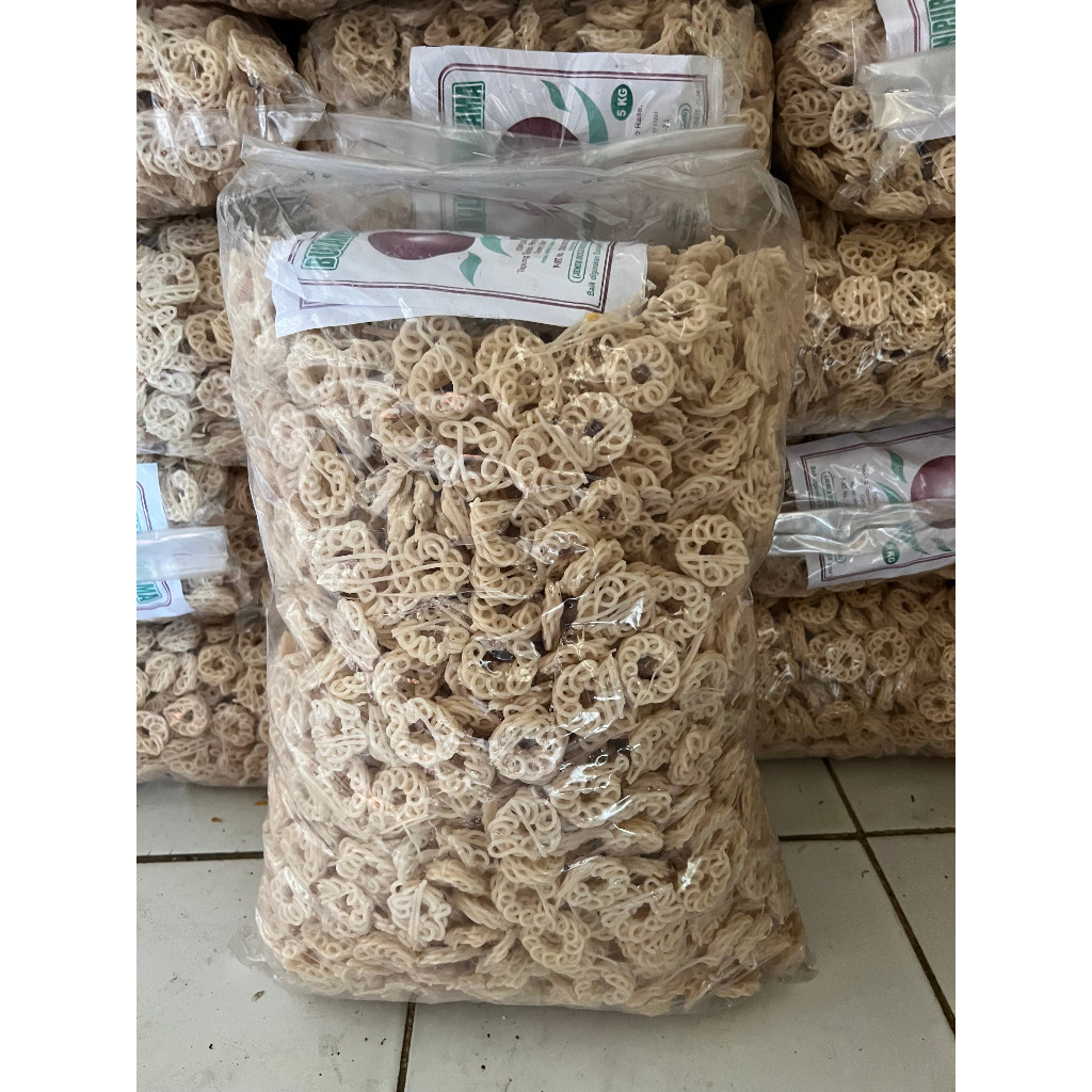 

Sajiandapur Kerupuk Mawar Putih Mentah 1Ball ( 5Kg ) / Kerupuk Ikan Mentah / Renyah Gurih / Kerupuk