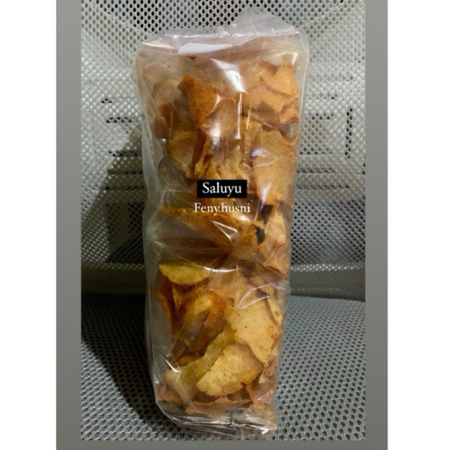 

Dapur Joglo Keripik Singkong Pedas Saluyu Kemasan Besar Isi 10 Pikset Saluyu Kripset Jajanan Sd