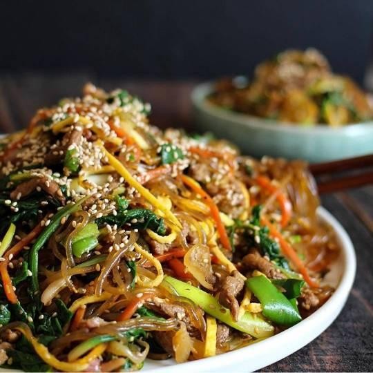 

EatFr3sh- Family size Homemade Japchae/ soun goreng Korea / Halal / bahan import