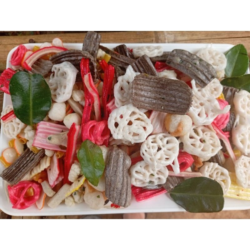

Cemal Cemil Makyus Kerupuk Seblak Kering Original Campur Mix Gurih Daun Jeruk 500 Gram
