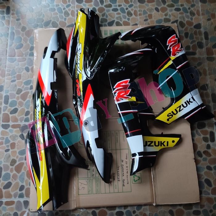 Body Belakang + Sayap Smash 110 Lama Hitam Berstriping