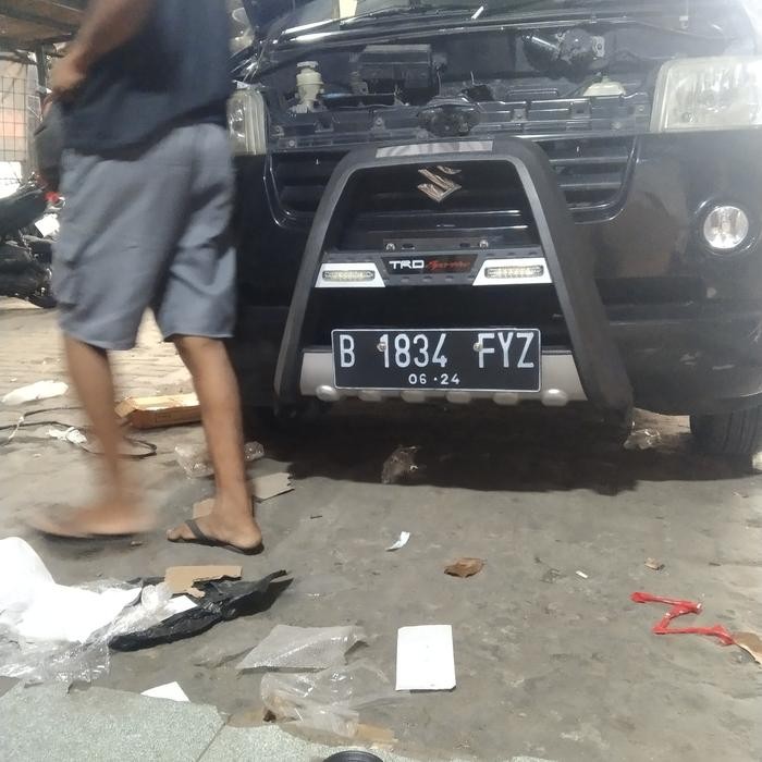 Tanduk Bumper Guard Depan Mobil Suzuki Apv/Apv Arena