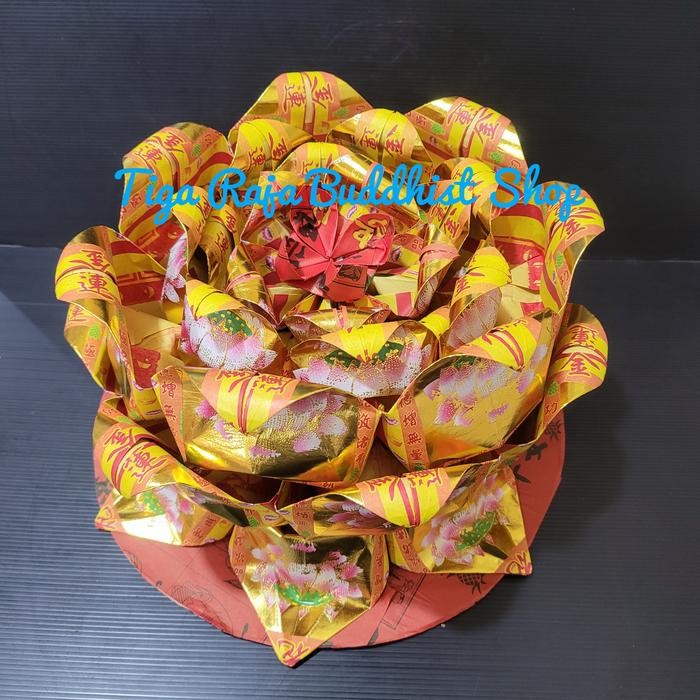 

KERTAS SEMBAHYANG LIPAT TERATAI