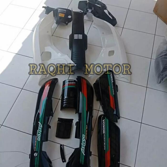 Full Body Astrea Legenda 1 / Grand Sabit