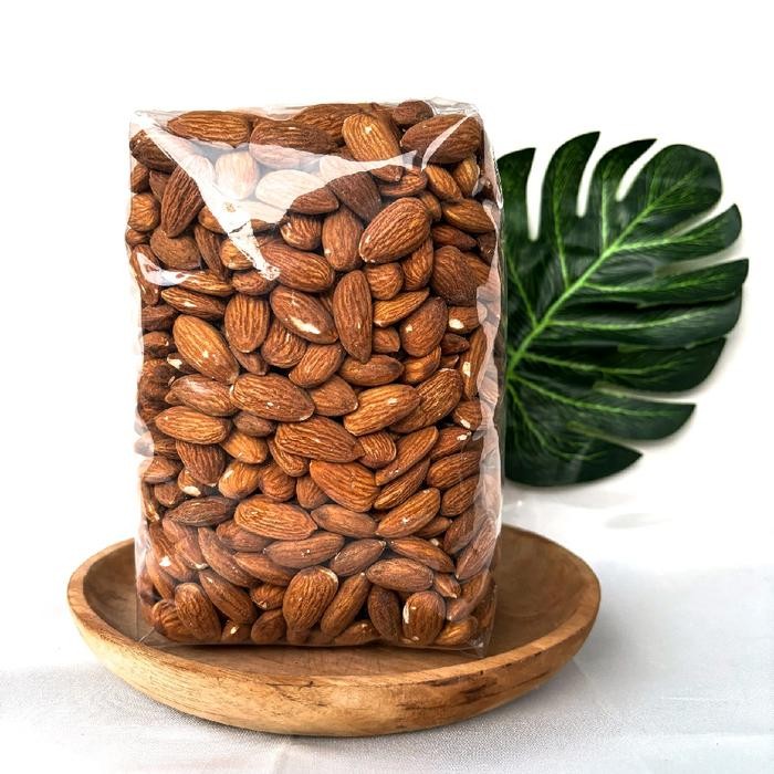 

KACANG ALMOND PANGGANG / OVEN ROASTED ALMOND