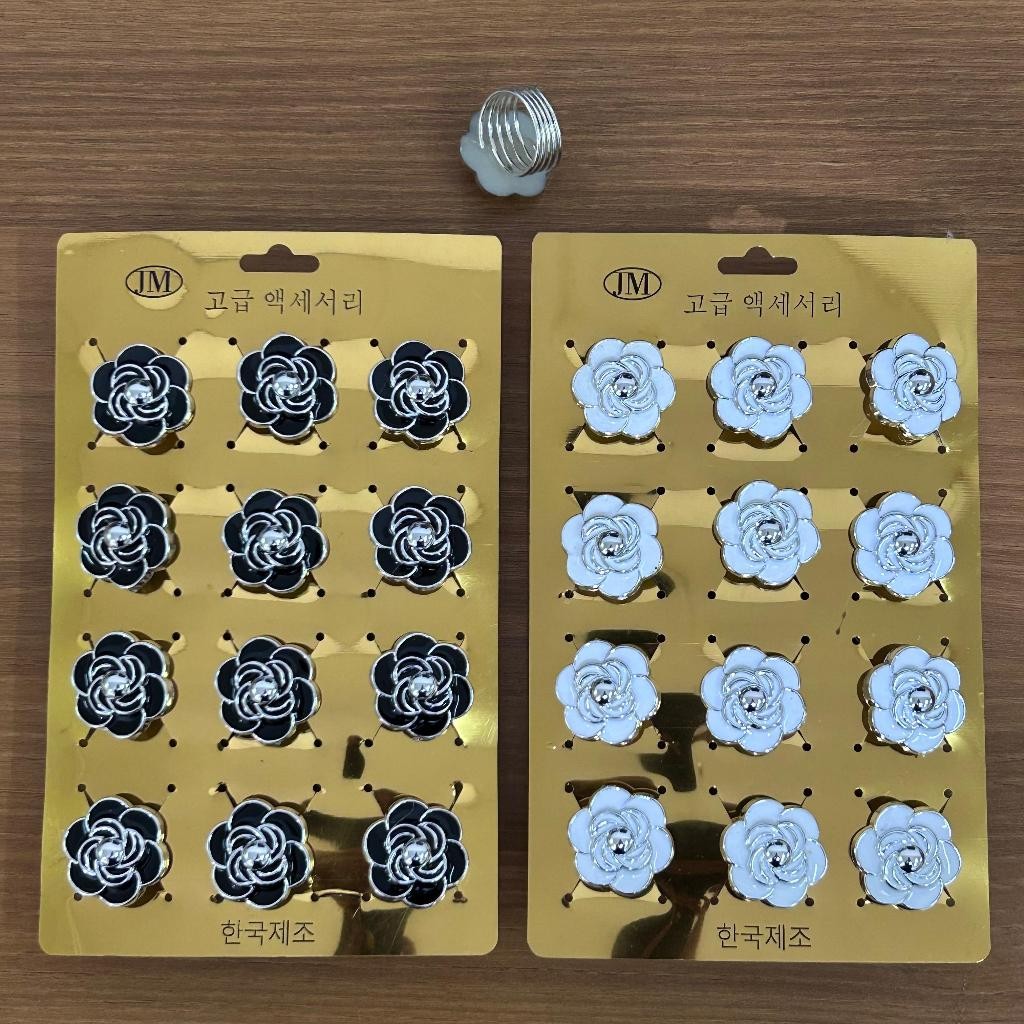 LUSINAN ring hijab mawar hitam dan putih/ bros kolong