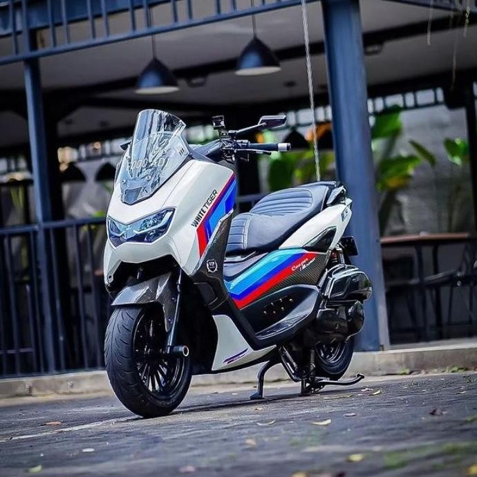 WINSHIELD NMAX NEW DAN OLD TDR SPORTY SIRIP HIU 4 MILI