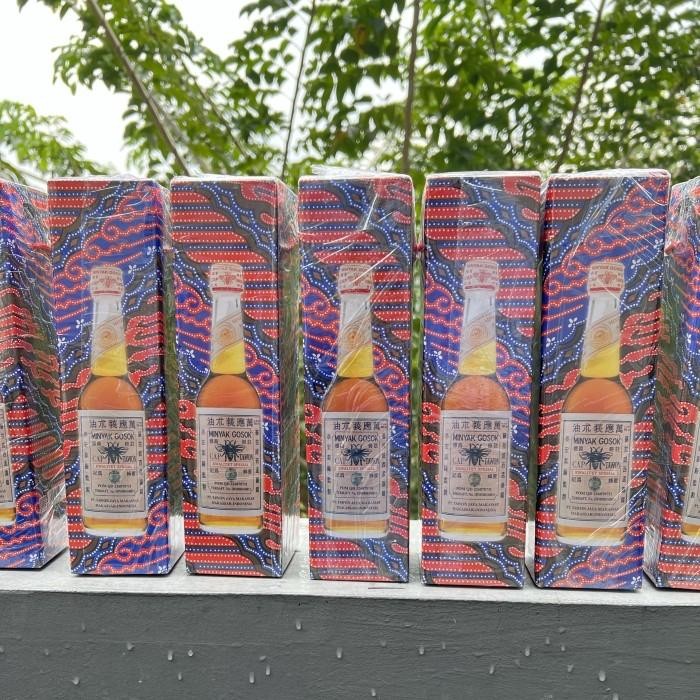 Minyak Tawon Tutup Putih Asli Makassar 330ml